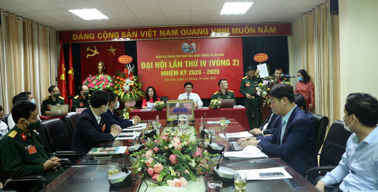 Description: C:\Users\ADMIN\Desktop\Đại hội đảng bộ TT Vòng 2\IMG_7813.JPG
