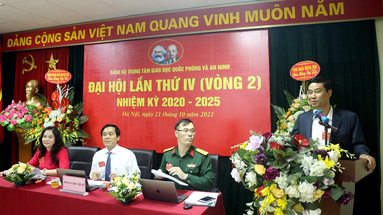 Description: C:\Users\ADMIN\Desktop\Đại hội đảng bộ TT Vòng 2\IMG_7912.JPG