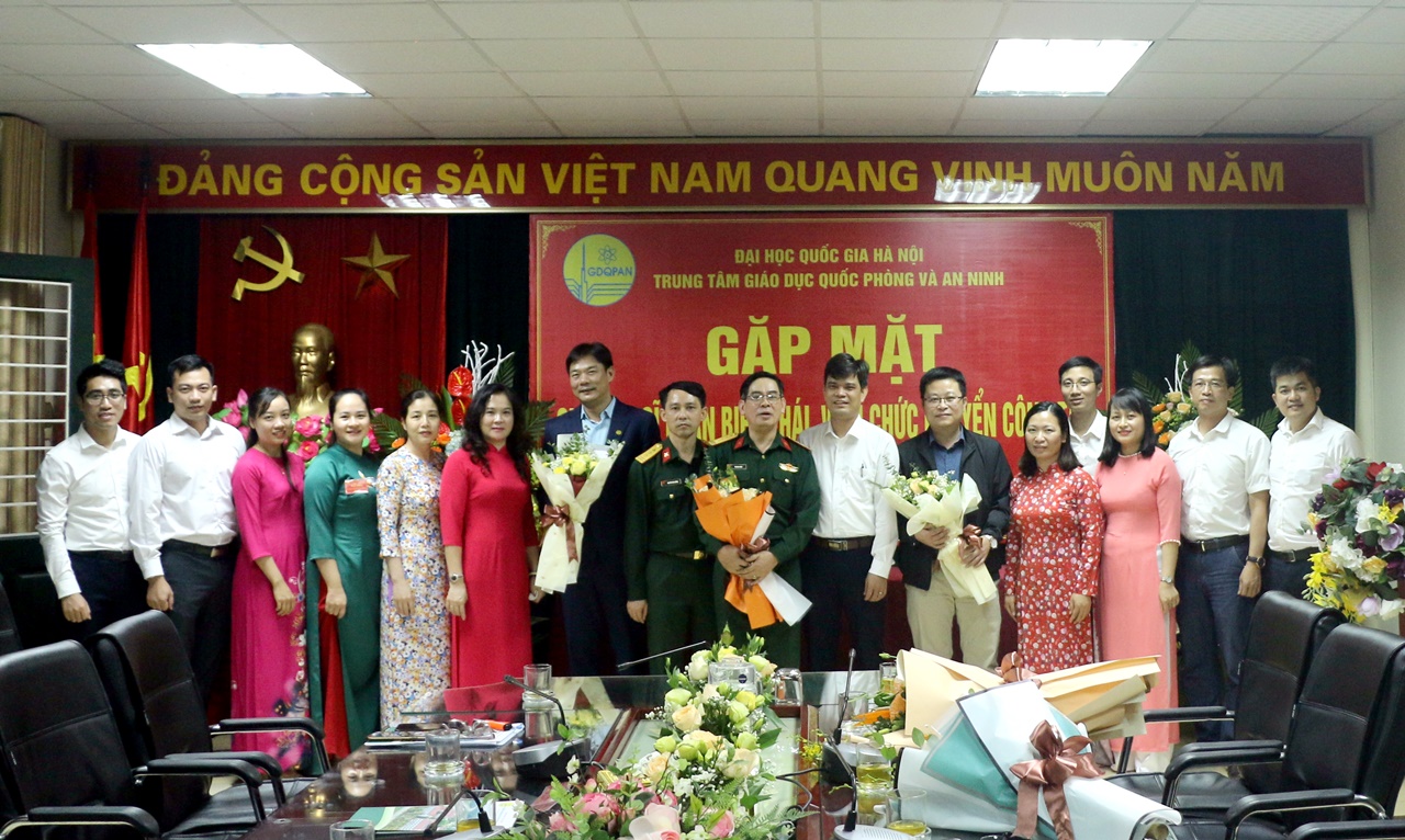 Description: C:\Users\Admin\Desktop\Gặp mặt chia tay\IMG_8034.JPG